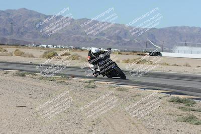 media/Oct-30-2025-Racers Edge (Thu) [[dabbdaf680]]/3-B Group/Session 3 (Turn 15 Inside)/